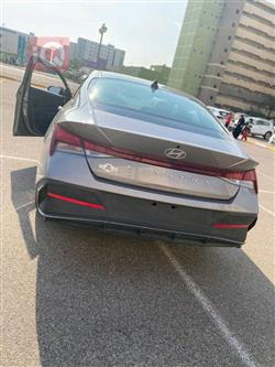 هیوندای ئەلەنترا